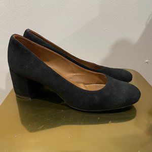 Margaux "The Heel" in Black Suede Size 9.5W/40W